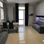 N6 San Terenzo Lerici-4 Posti Letto-parcheggio Privato- Aria Condizionata