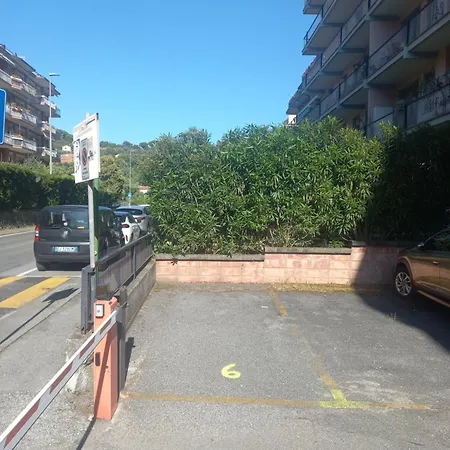 N6 San Terenzo Lerici-4 Posti Letto-parcheggio Privato- Aria Condizionata * Lerici