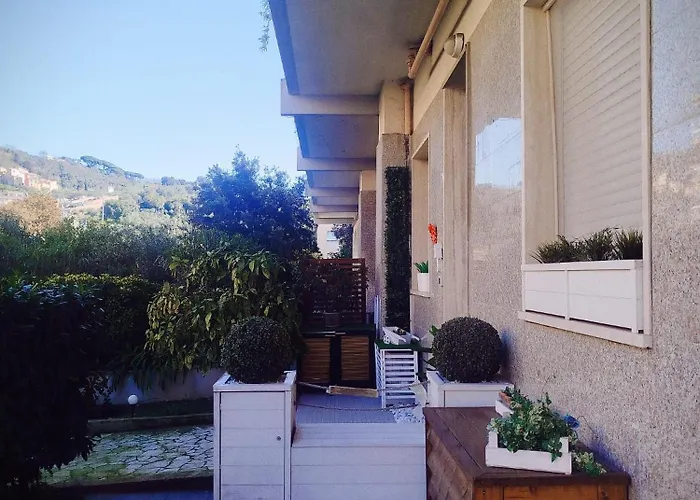 N6 San Terenzo Lerici-4 Posti Letto-parcheggio Privato- Aria Condizionata * Lerici